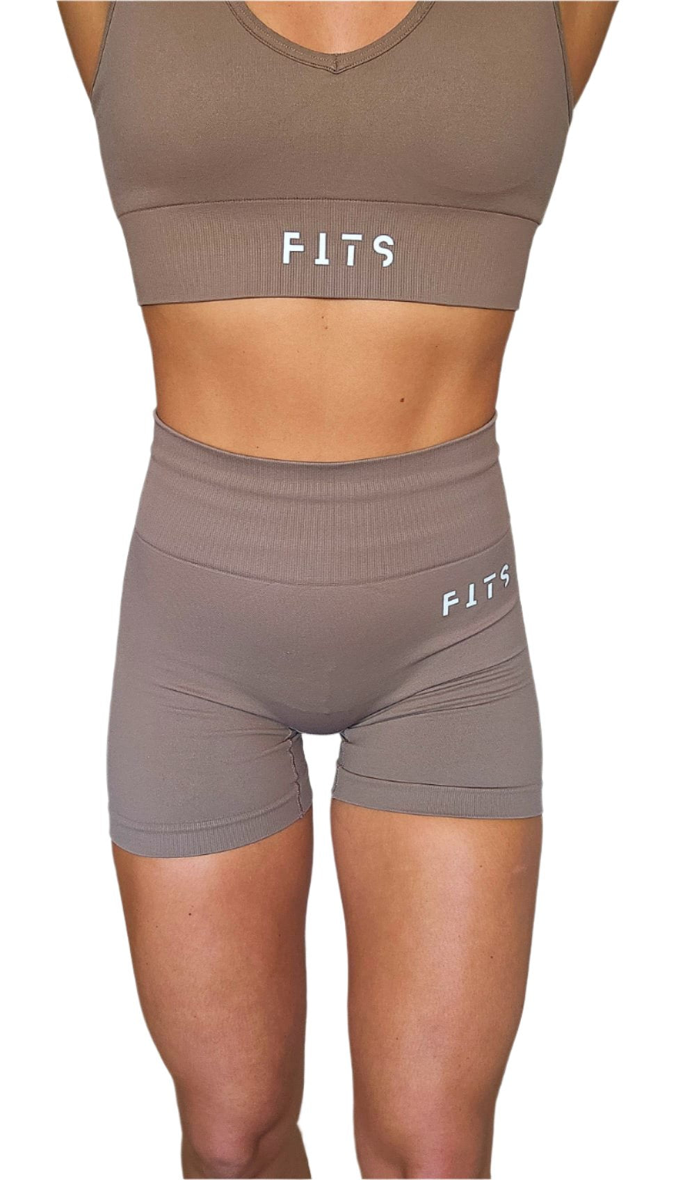 Fit Line Camel Collection