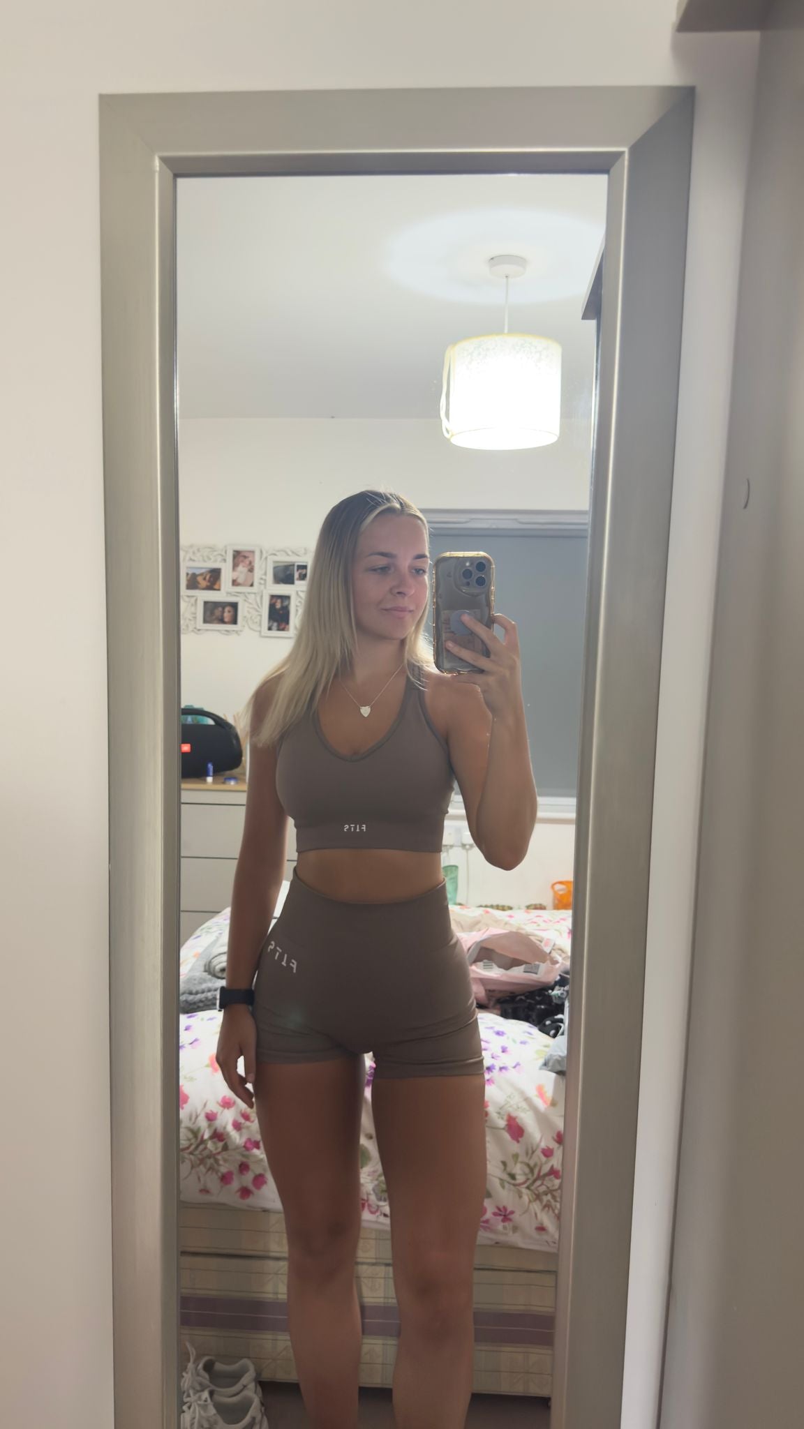 Fit Line Camel Shorts - Gym Fits