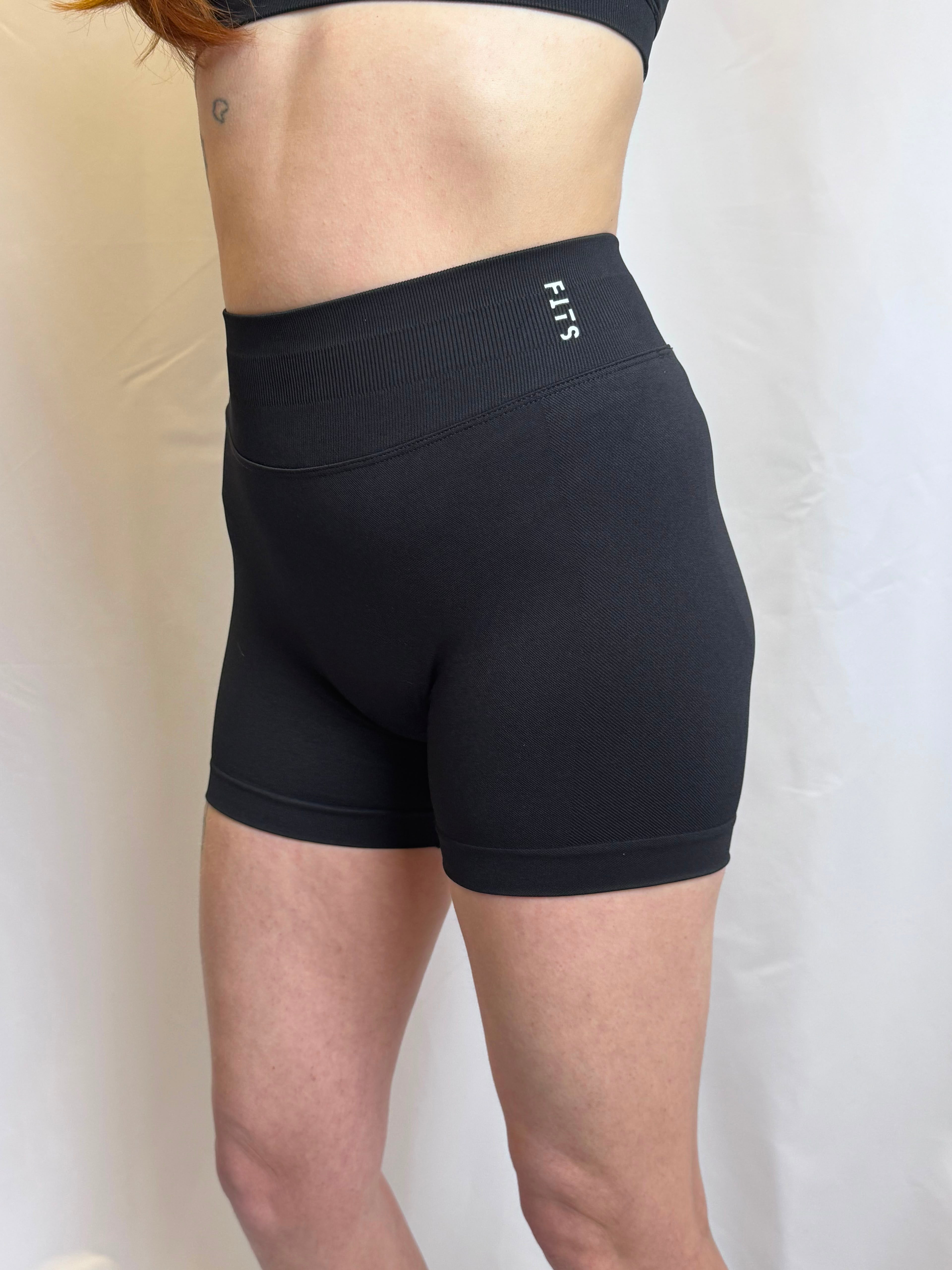 Black elevate 2.0 shorts