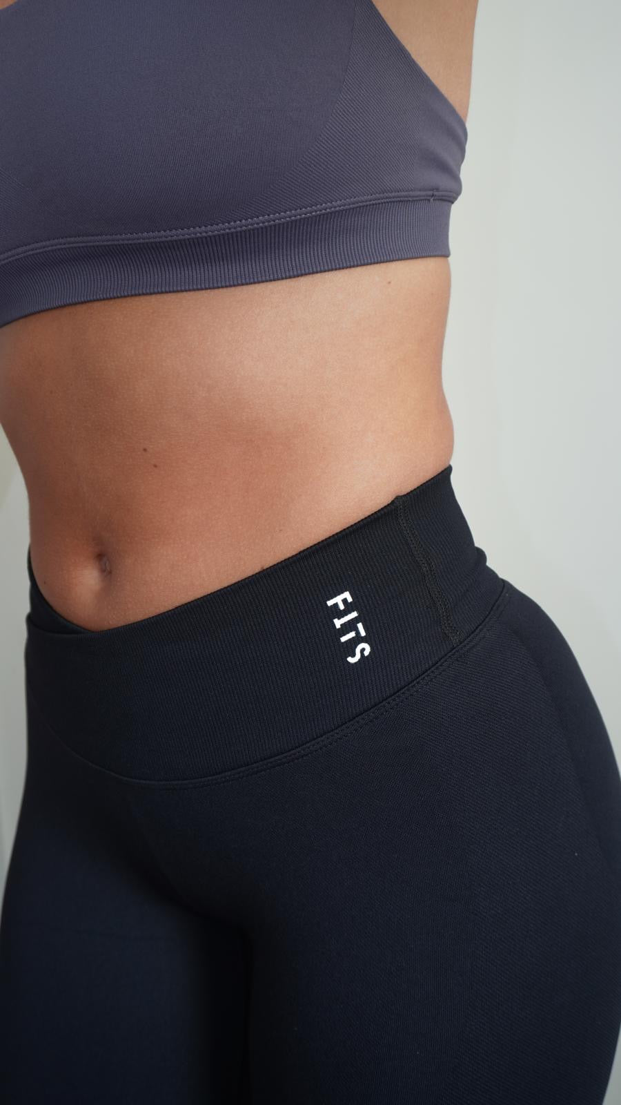 Black Elevate 2.0 Flares-5