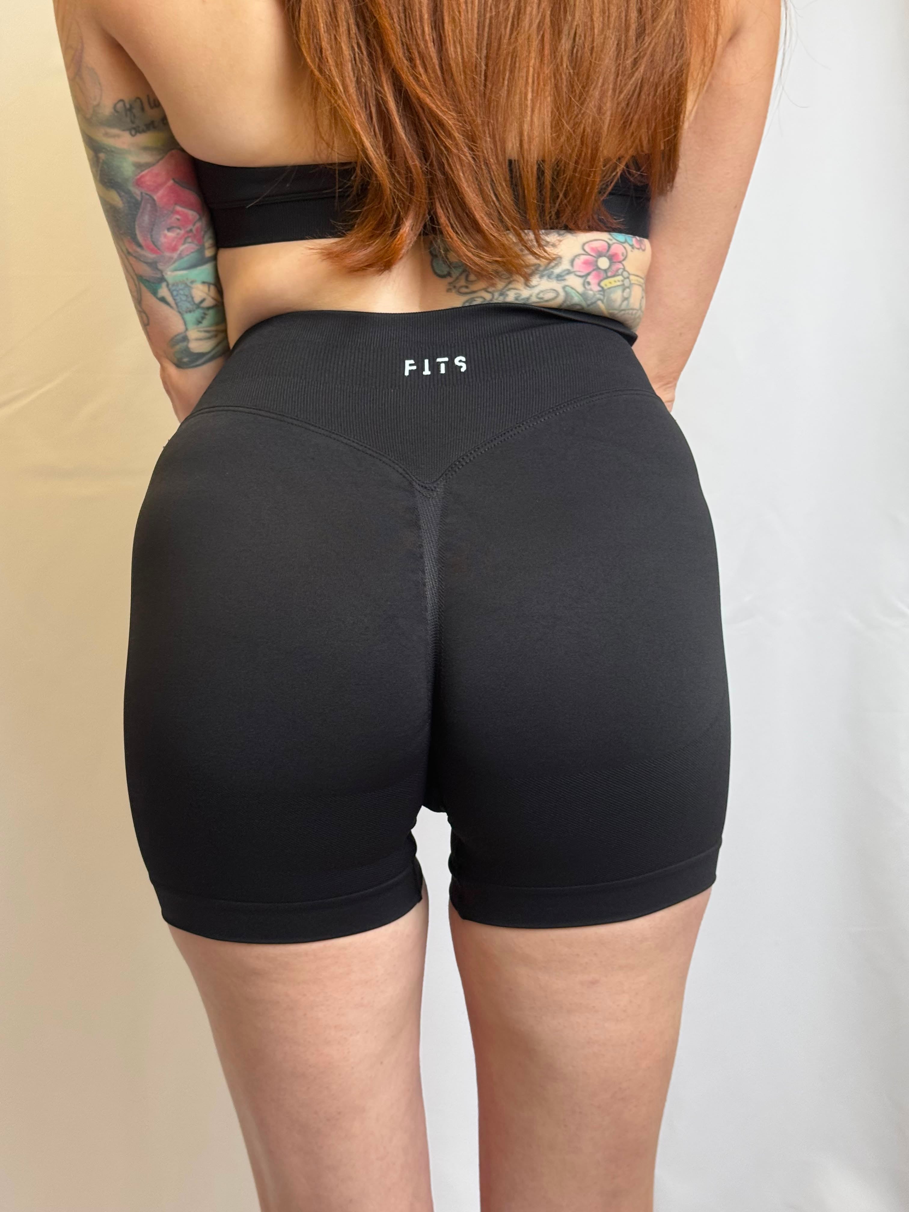 Black elevate 2.0 shorts-2